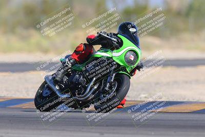 media/Nov-06-2023-Moto Forza (Mon) [[ce023d0744]]/4-Beginner Group/Session 3 (Turn 2)/